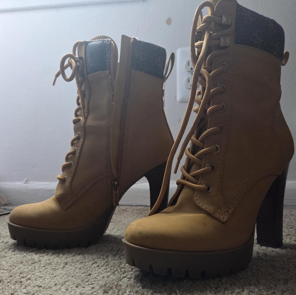 Women's Tan Lace-Up Ankle Boots